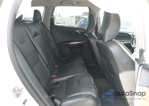 2017 Volvo Xc60 T5 Inscription z USA, uszkodzony, nr VIN YV440MDUXH2121895